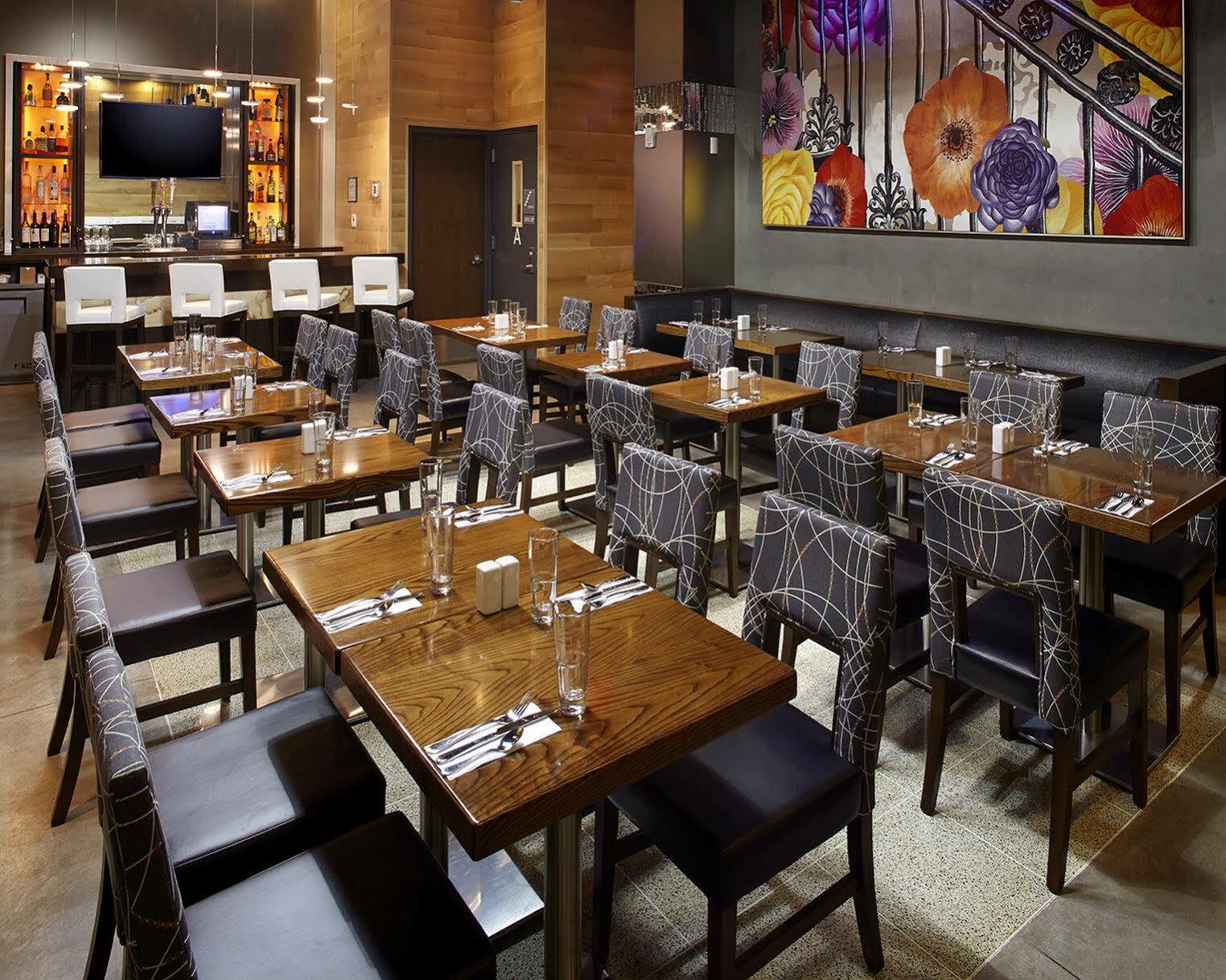 Cambria Hotel New York - Chelsea Buitenkant foto